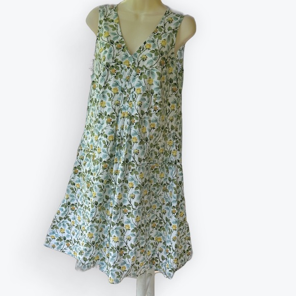 tulip Dresses & Skirts - Bloomcore Floral All Cotton Summer V-Neck Dress with Pockets Boutique ~ Small